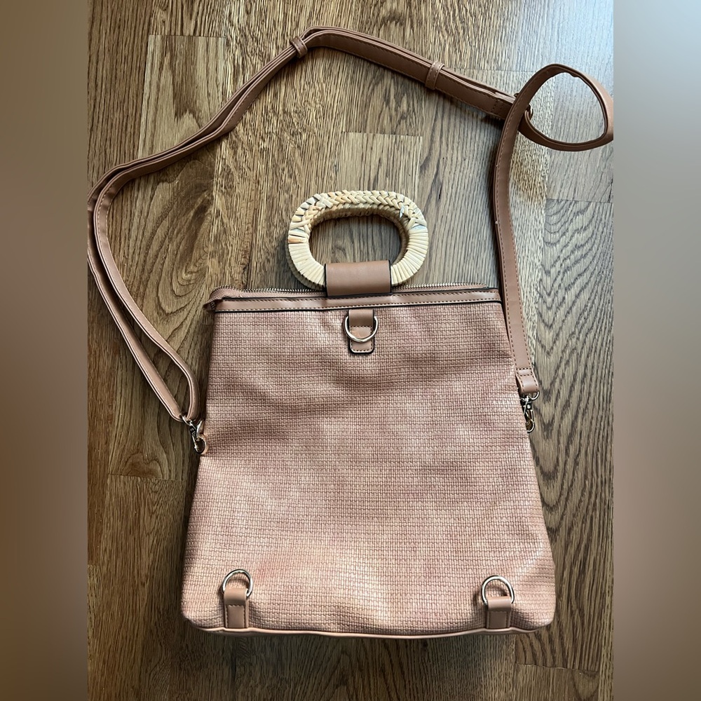 Summer Tan Crossbody/backpack - Picture 2 of 3